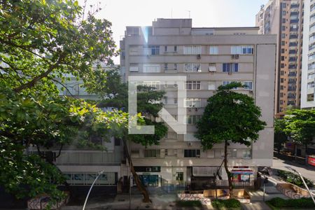 Vista da sala de apartamento à venda com 2 quartos, 67m² em Leblon, Rio de Janeiro