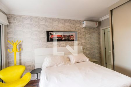 Casa de condomínio à venda com 530m², 4 quartos e 6 vagasSuíte 2