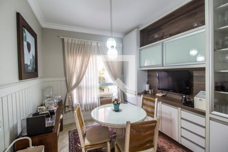 Casa de condomínio à venda com 530m², 4 quartos e 6 vagasSala de Jantar