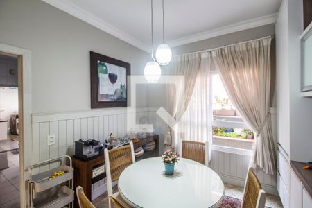 Casa de condomínio à venda com 530m², 4 quartos e 6 vagasSala de Jantar