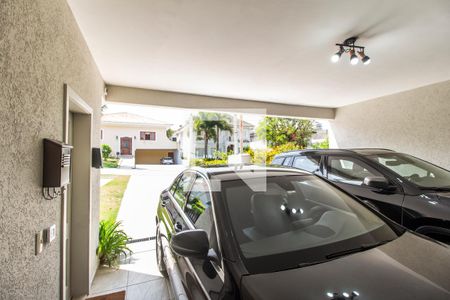 Casa de condomínio à venda com 530m², 4 quartos e 6 vagasGaragem