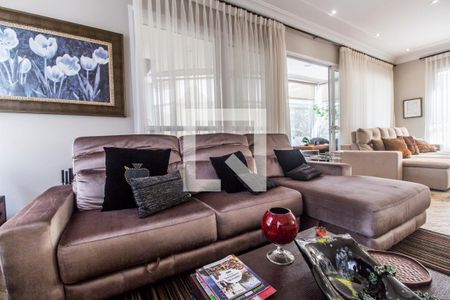 Sala de casa de condomínio para alugar com 3 quartos, 530m² em Alphaville, Santana de Parnaíba
