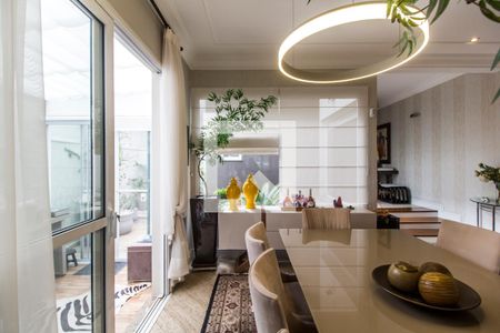 Casa de condomínio à venda com 530m², 4 quartos e 6 vagasSala de Jantar