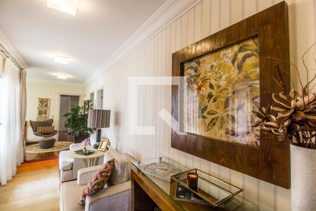 Casa de condomínio à venda com 530m², 4 quartos e 6 vagasSala