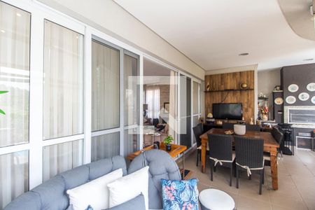 Casa de condomínio à venda com 530m², 4 quartos e 6 vagasVaranda gourmet