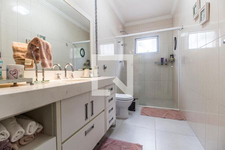 Casa de condomínio à venda com 530m², 4 quartos e 6 vagasBanheiro da Suíte 3