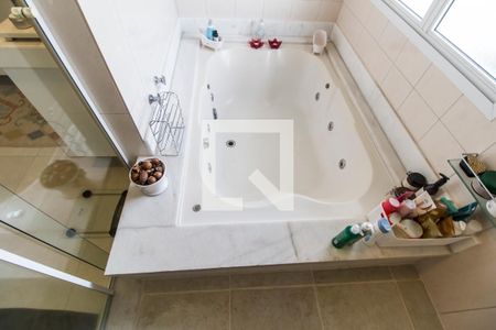 Casa de condomínio à venda com 530m², 4 quartos e 6 vagasDetalhe