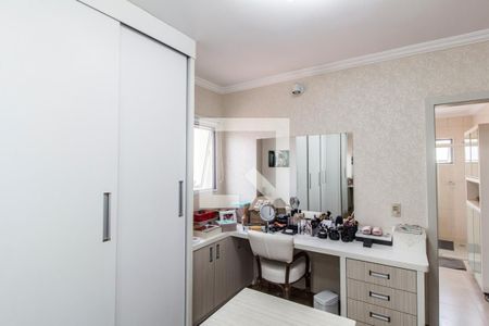 Casa de condomínio à venda com 530m², 4 quartos e 6 vagasCloset da suíte master