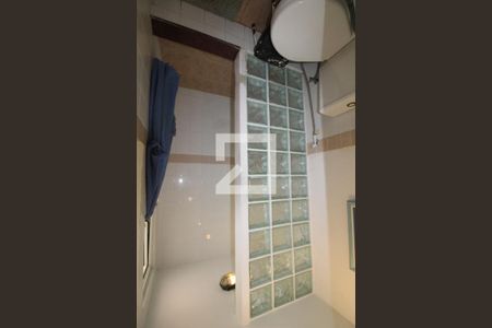 Casa de condomínio à venda com 400m², 4 quartos e 5 vagasBanheiro da Suíte 1