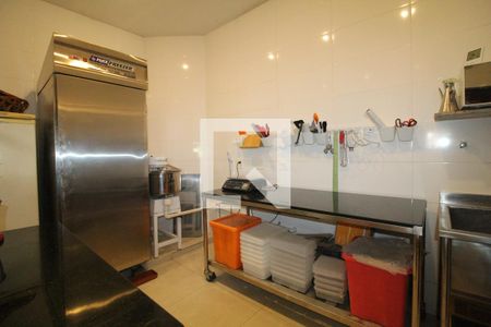 Casa de condomínio à venda com 400m², 4 quartos e 5 vagasÁrea gourmet