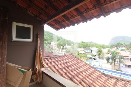 Casa de condomínio à venda com 400m², 4 quartos e 5 vagasVaranda da Suíte 1