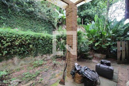 Casa de condomínio à venda com 400m², 4 quartos e 5 vagasVaranda da Suíte 3