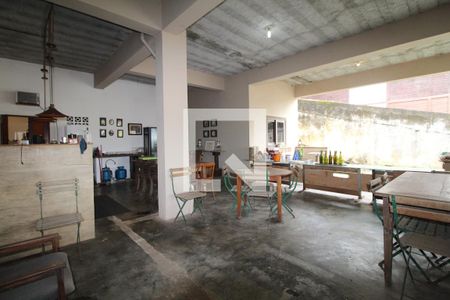 Casa de condomínio à venda com 400m², 4 quartos e 5 vagasÁrea gourmet