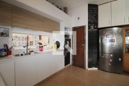 Casa de condomínio à venda com 400m², 4 quartos e 5 vagasCozinha 