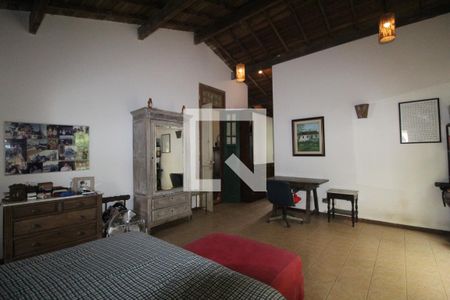 Casa de condomínio à venda com 400m², 4 quartos e 5 vagasSuíte 3