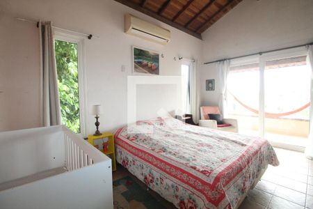 Casa de condomínio à venda com 400m², 4 quartos e 5 vagasSuíte 2