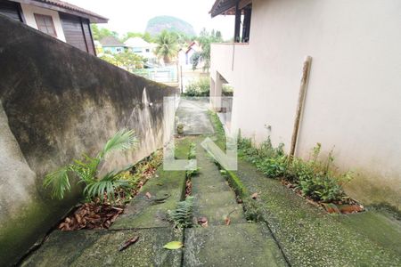 Casa de condomínio à venda com 400m², 4 quartos e 5 vagasGaragem