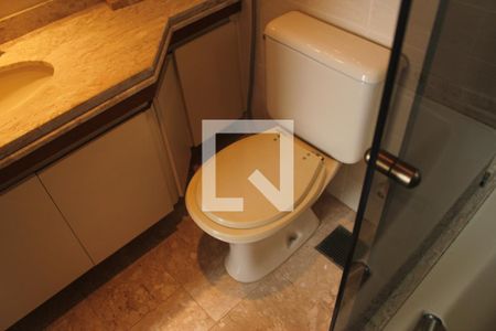 Apartamento à venda com 130m², 3 quartos e 2 vagasBanheiro da Suíte 1