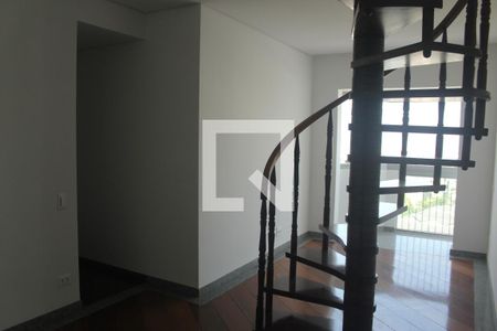 Sala de apartamento à venda com 3 quartos, 130m² em Vila Sofia, São Paulo
