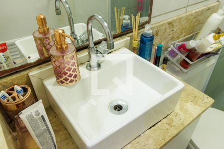Apartamento para alugar com 75m², 3 quartos e 1 vaga Apartamento para alugar com 75m², 3 quartos e 1 vagaBanheiro