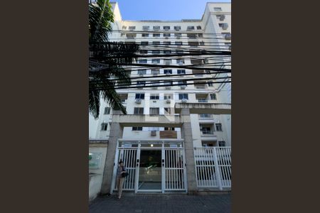 Fachada de apartamento para alugar com 3 quartos, 75m² em Barreto, Niterói