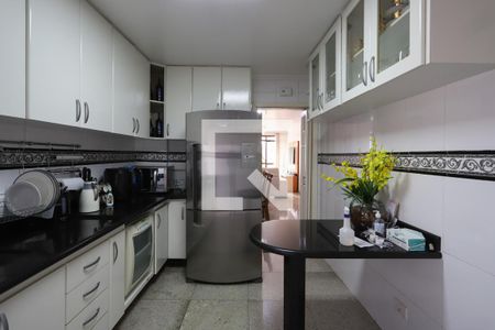 Apartamento à venda com 100m², 3 quartos e 1 vagaCozinha