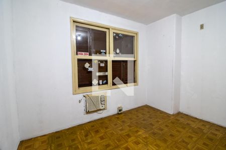 Quarto de apartamento para alugar com 2 quartos, 45m² em Rubem Berta, Porto Alegre