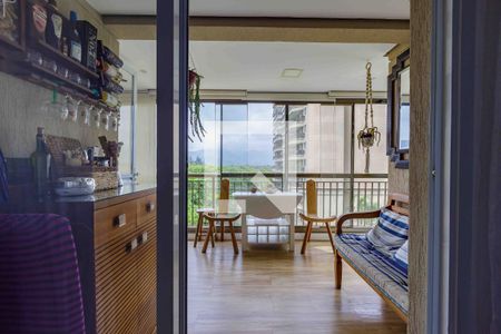Varanda de apartamento à venda com 2 quartos, 78m² em Barra da Tijuca, Rio de Janeiro