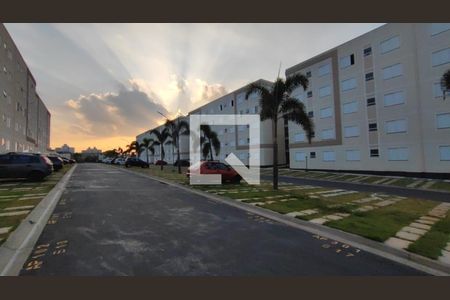 Garagem de apartamento para alugar com 2 quartos, 48m² em Jardim Esmeraldina, Campinas