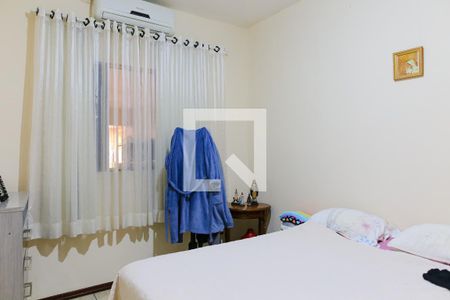 Casa à venda com 200m², 2 quartos e 3 vagasQuarto 2