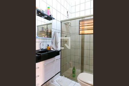 Casa à venda com 200m², 2 quartos e 3 vagasBanheiro