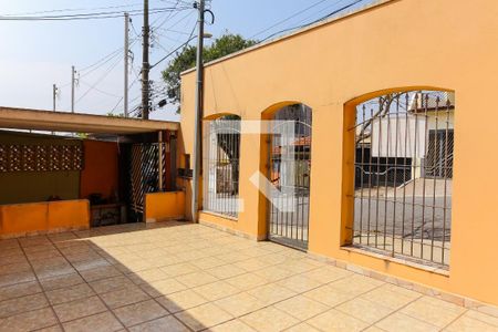Casa à venda com 200m², 2 quartos e 3 vagasFachada
