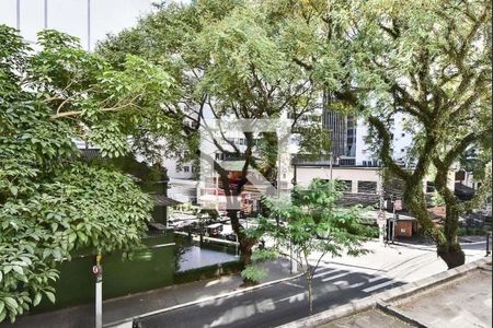 Apartamento à venda com 216m², 3 quartos e 2 vagas