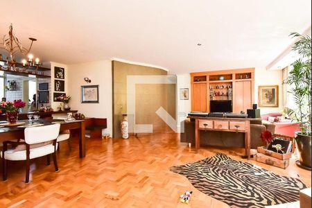 Apartamento à venda com 216m², 3 quartos e 2 vagas