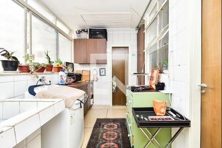 Apartamento à venda com 216m², 3 quartos e 2 vagas