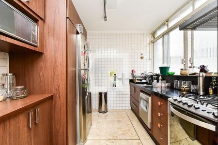 Apartamento à venda com 216m², 3 quartos e 2 vagas