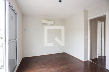 Casa para alugar com 110m², 3 quartos e 2 vagasSuíte
