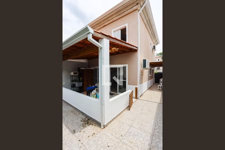 Casa para alugar com 110m², 3 quartos e 2 vagasÁrea externa