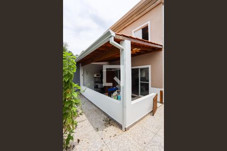 Casa para alugar com 110m², 3 quartos e 2 vagasÁrea externa