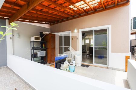 Casa para alugar com 110m², 3 quartos e 2 vagasVaranda