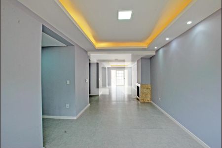 Sala de casa à venda com 4 quartos, 312m² em Espírito Santo, Porto Alegre