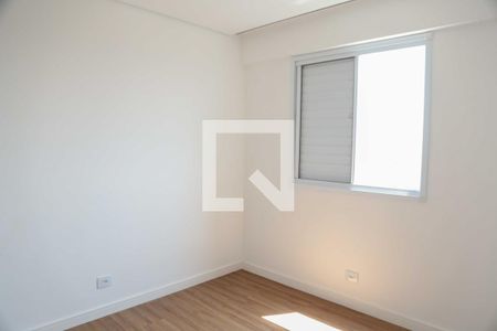 Quarto 2 de apartamento para alugar com 2 quartos, 48m² em Padroeira, Osasco