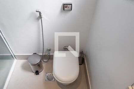 Banheiro da Suíte 1 de apartamento para alugar com 2 quartos, 126m² em Pinheiros, São Paulo