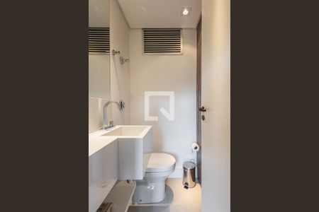 Lavabo de apartamento para alugar com 2 quartos, 126m² em Pinheiros, São Paulo
