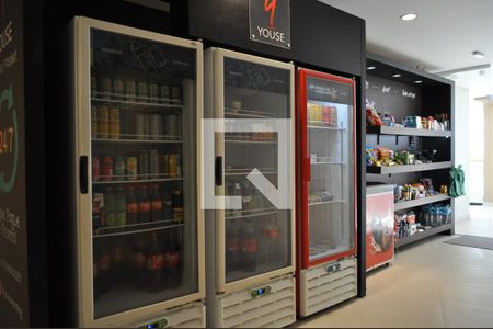 Apartamento à venda com 68m², 3 quartos e 1 vagaMini Market