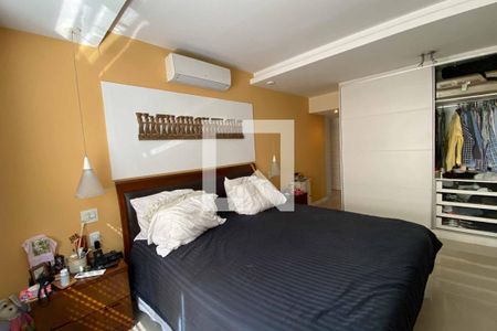 Apartamento à venda com 360m², 4 quartos e 2 vagas Apartamento à venda com 360m², 4 quartos e 2 vagasQuarto 4 - Suite