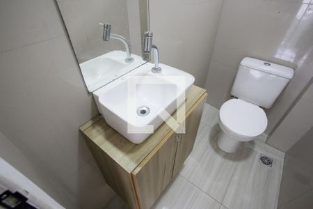 Lavabo de casa para alugar com 3 quartos, 360m² em Taquara, Rio de Janeiro
