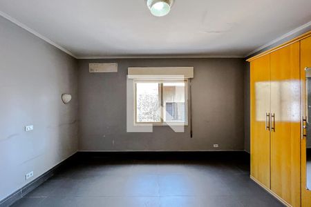Quarto 1 de casa à venda com 3 quartos, 200m² em Vila Canero, São Paulo