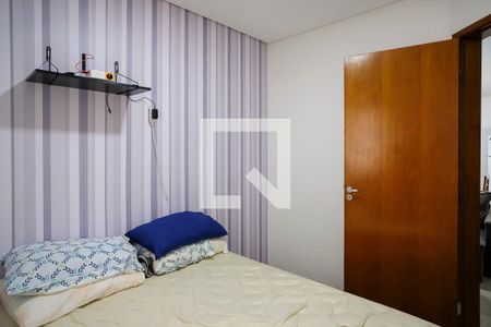 Quarto 1 de apartamento à venda com 2 quartos, 38m² em Santa Maria, Santo André