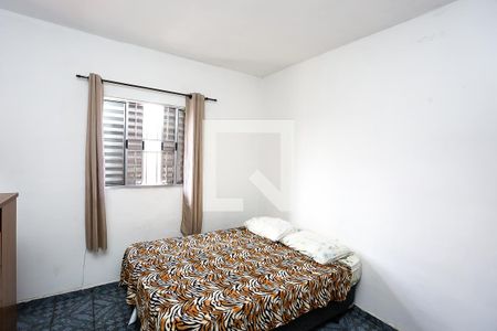 quarto 1 de casa para alugar com 2 quartos, 82m² em Parque Pinheiros, Taboão da Serra